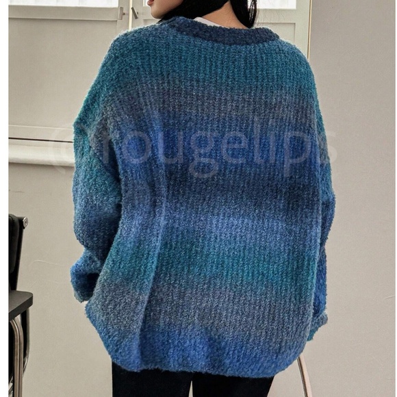 Blue Ombre Oversized Pullover Knit Sweater Round Neck Long SLeeve - Picture 13 of 16